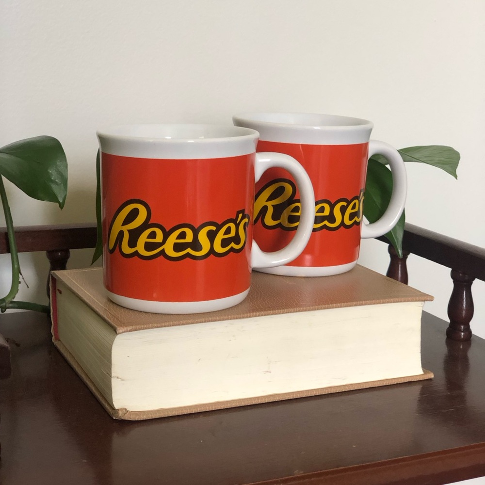 Set of 2 Reese's Peanut Butter Cup Coffee Mugs Galerie Orange Candy Advertising
